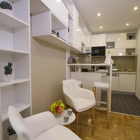 Lux Life Apartment